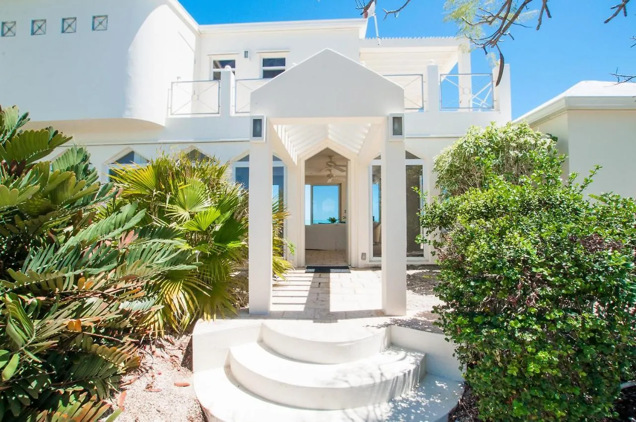 Aqua Del Rose 2 Bedroom Beachfront Cottage Long Bay